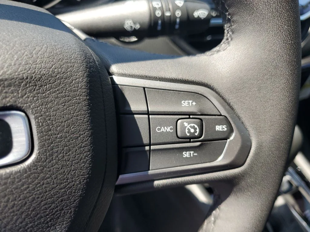 New 2026 Red Jeep Latitude image 16