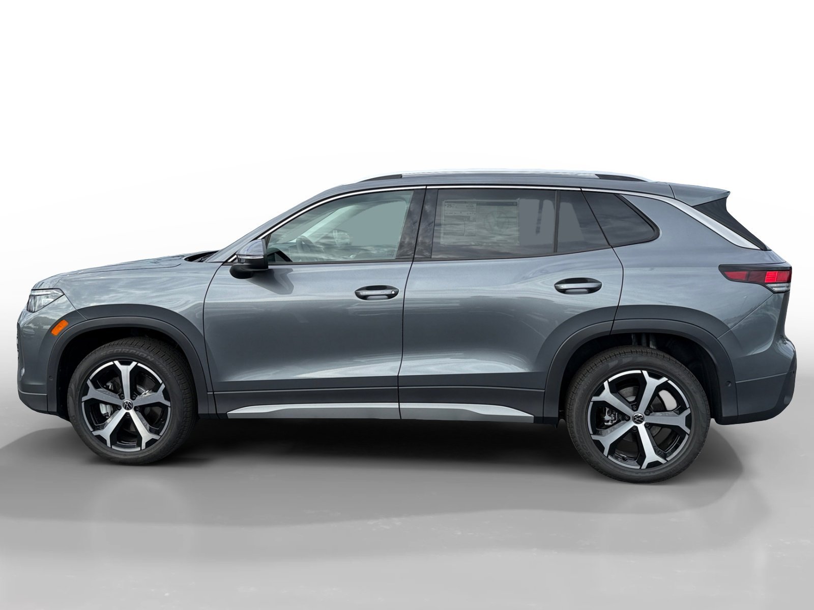 New 2026 Platinum Gray Volkswagen SE image 2