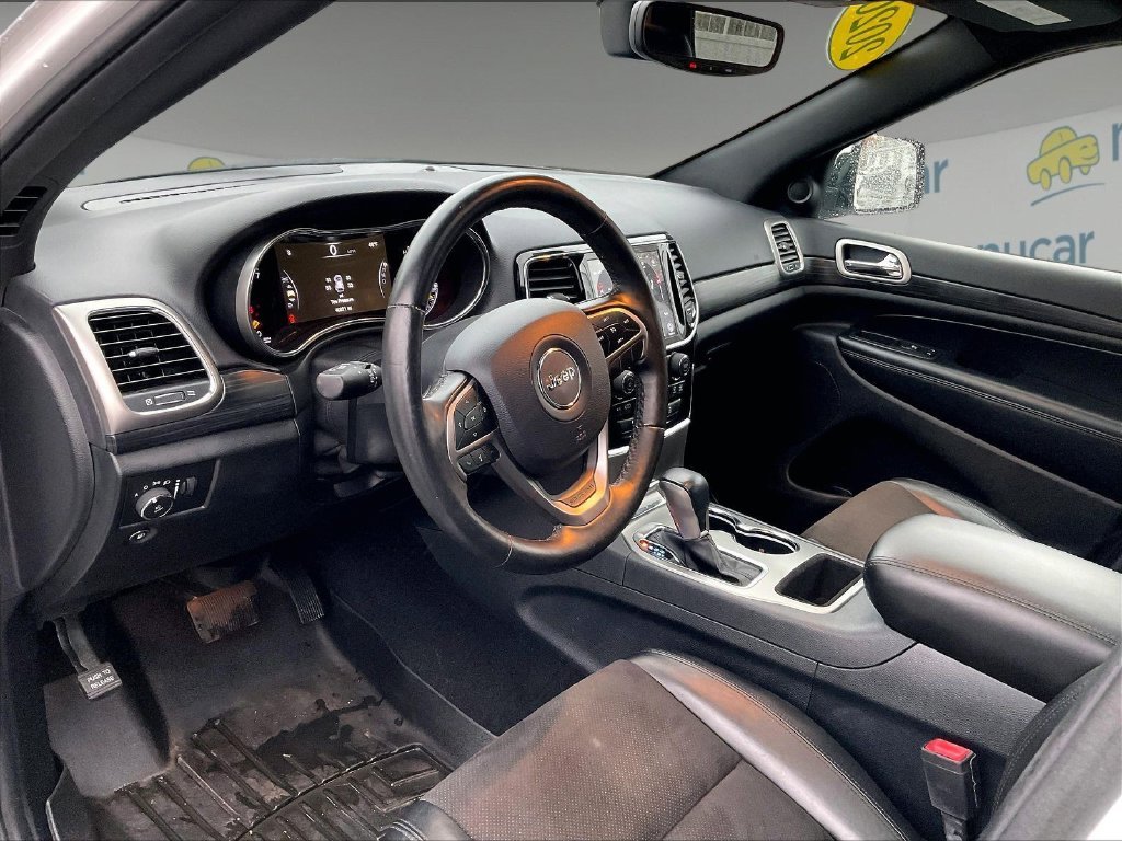 Used 2020 White Jeep Altitude image 8