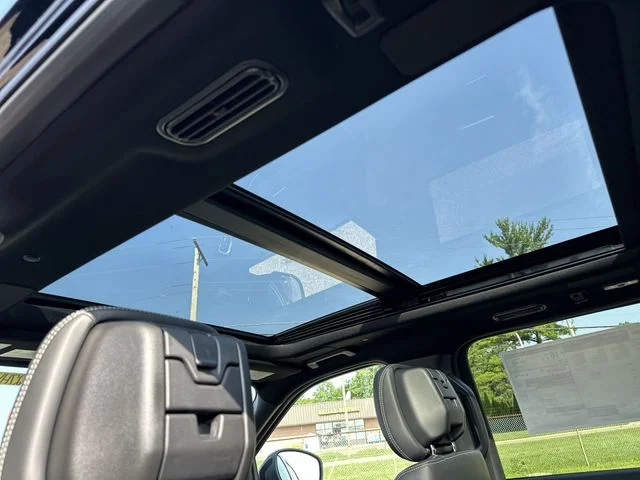 New 2027 Black Ford 4X4 PLATINUM image 18