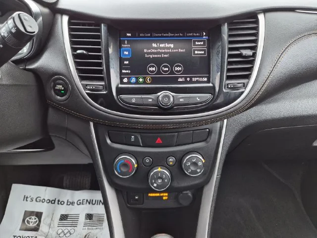 2022 Chevrolet Trax LT - Photo 21
