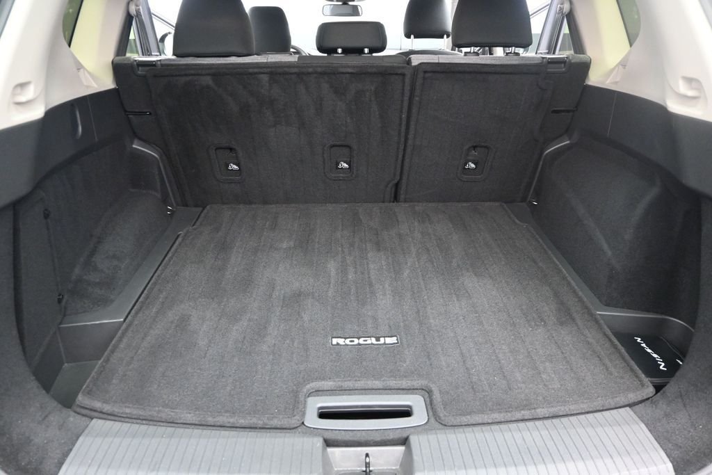 Used 2023 Gray Nissan SV image 24