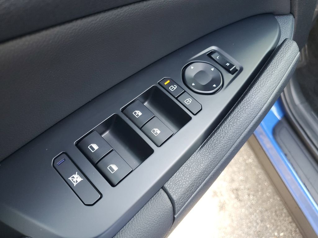 2026 Kia Sportage EX - Photo 26