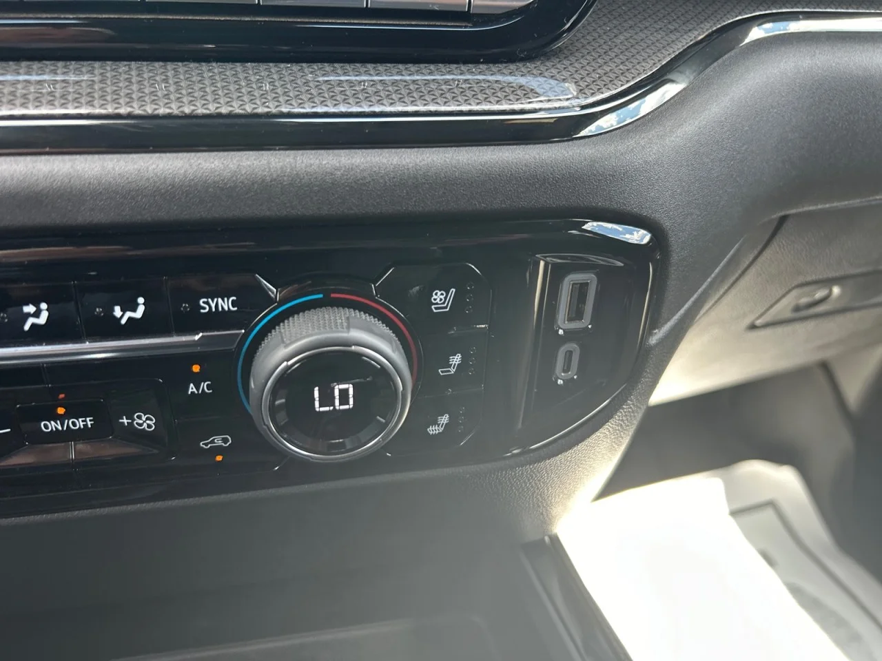 Used 2024 Slate Gray Metallic Chevrolet ZR2 image 14