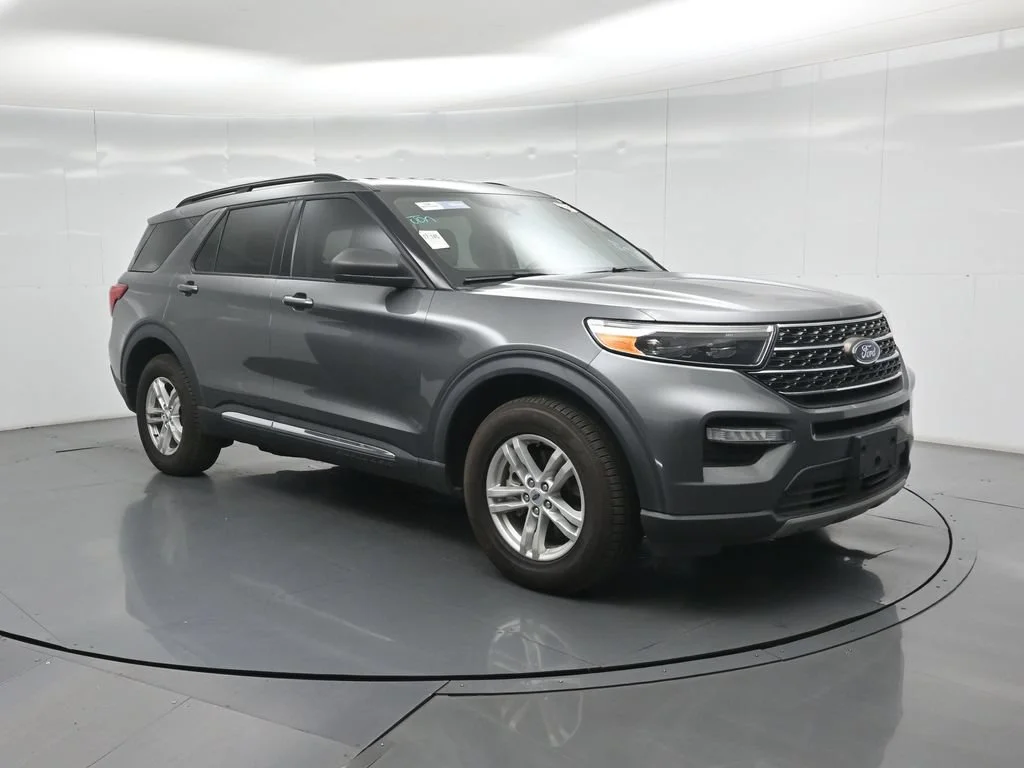 Certified Used 2023 Gray Ford XLT image 22
