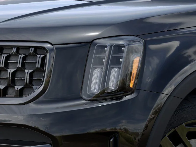 New 2025 Ebony Black Kia SX X-Line image 9