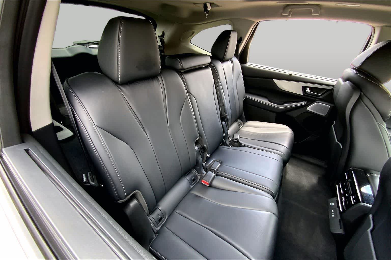 Used 2026 Liquid Carbon Metallic Acura w/Technology Package image 18