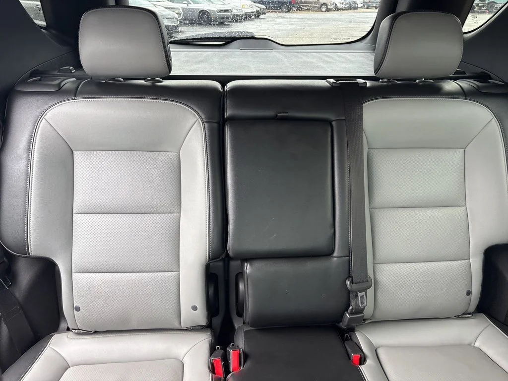 Certified Used 2019 Silver Ice Metallic Chevrolet Premier image 9