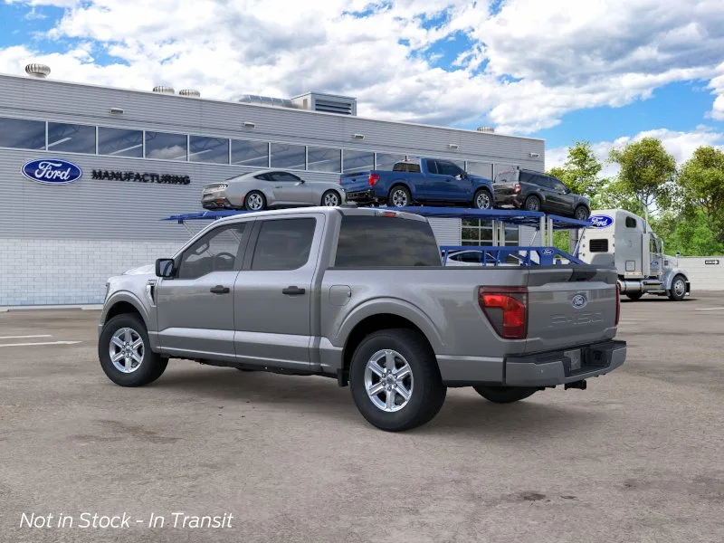 New 2026 Carbonized Gray Metallic Ford XLT image 4