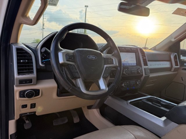 Used 2020 White Ford LARIAT image 13