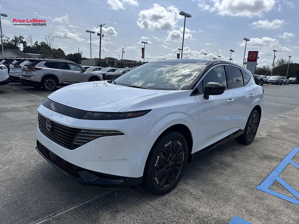 New 2026 Everest White Pearl TriCoat / Super Black Two-tone Nissan Platinum image 3
