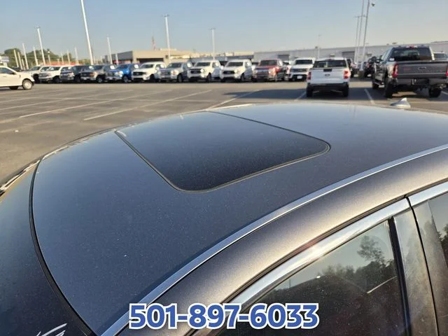 Used 2018 Gray INFINITI 3.7 image 7