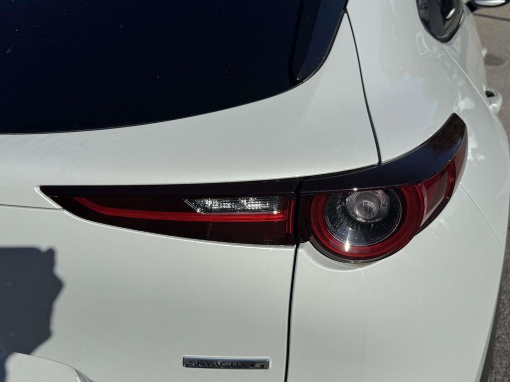 Used 2025 White Mazda 2.5 S Select Sport image 10