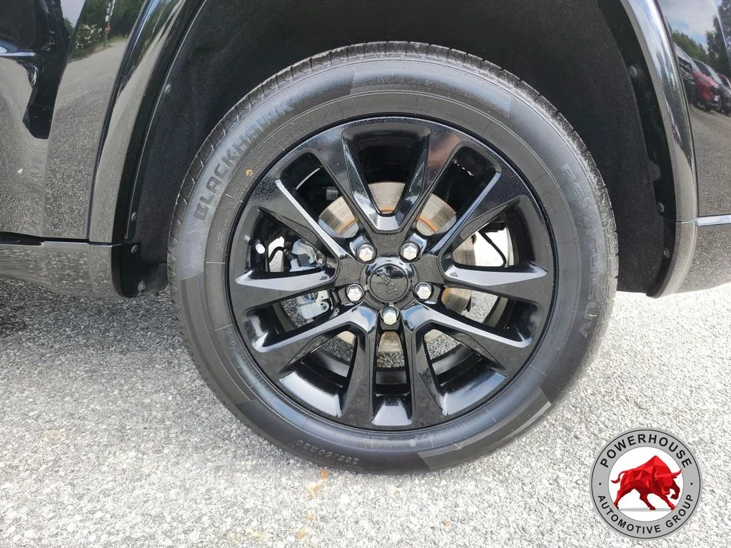 Used 2020 Black Jeep Altitude image 11