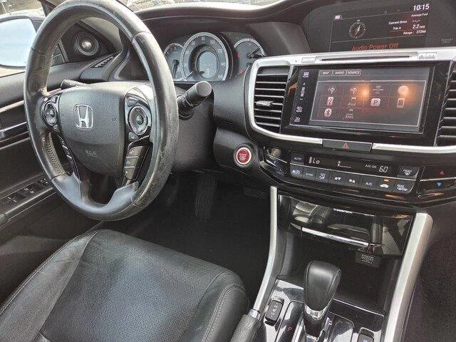 Used 2017 Modern Steel Metallic Honda EX-L image 29