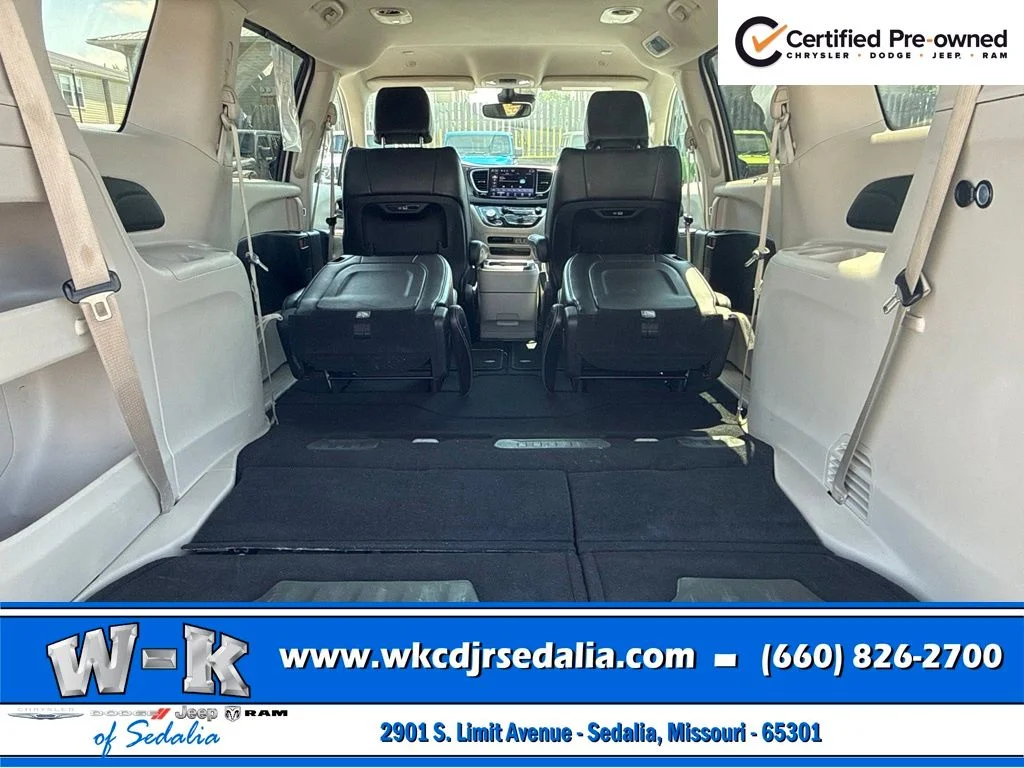 Certified Used 2024 Silver Chrysler Touring L image 26