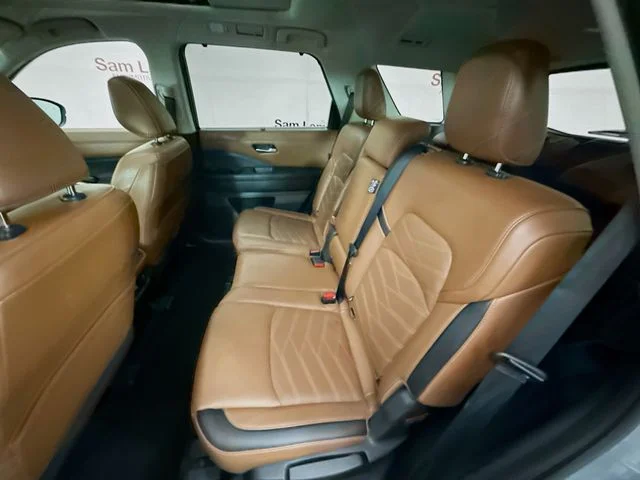 Certified Used 2024 Boulder Gray Pearl Nissan Platinum image 25
