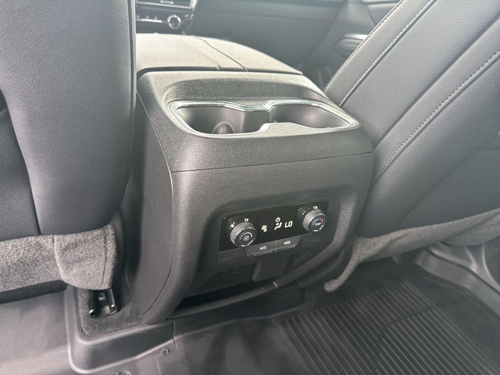 2026 Chevrolet Traverse LT - Photo 26