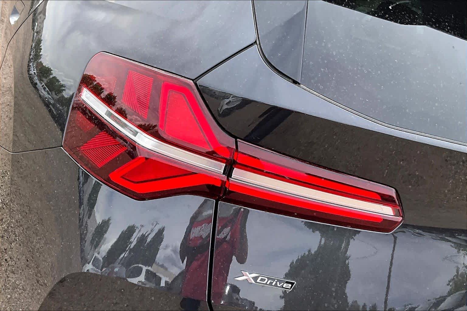 New 2026 Dark Graphite Metallic BMW 30 xDrive image 14