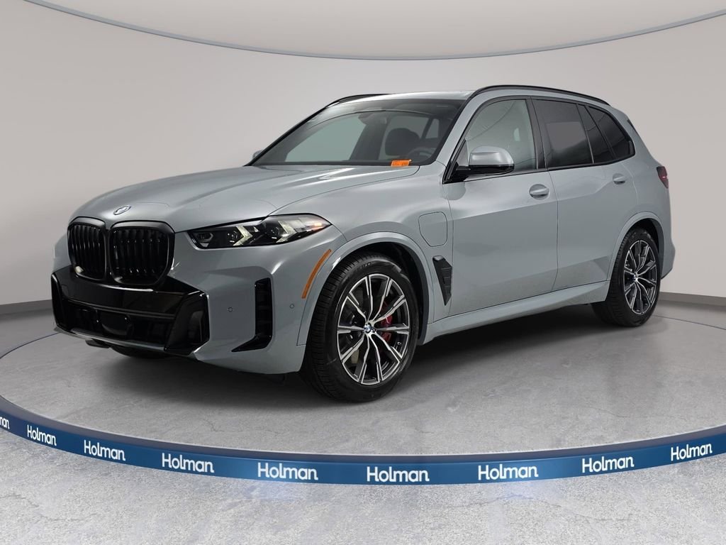 2026 BMW X5 xDrive50e's photo