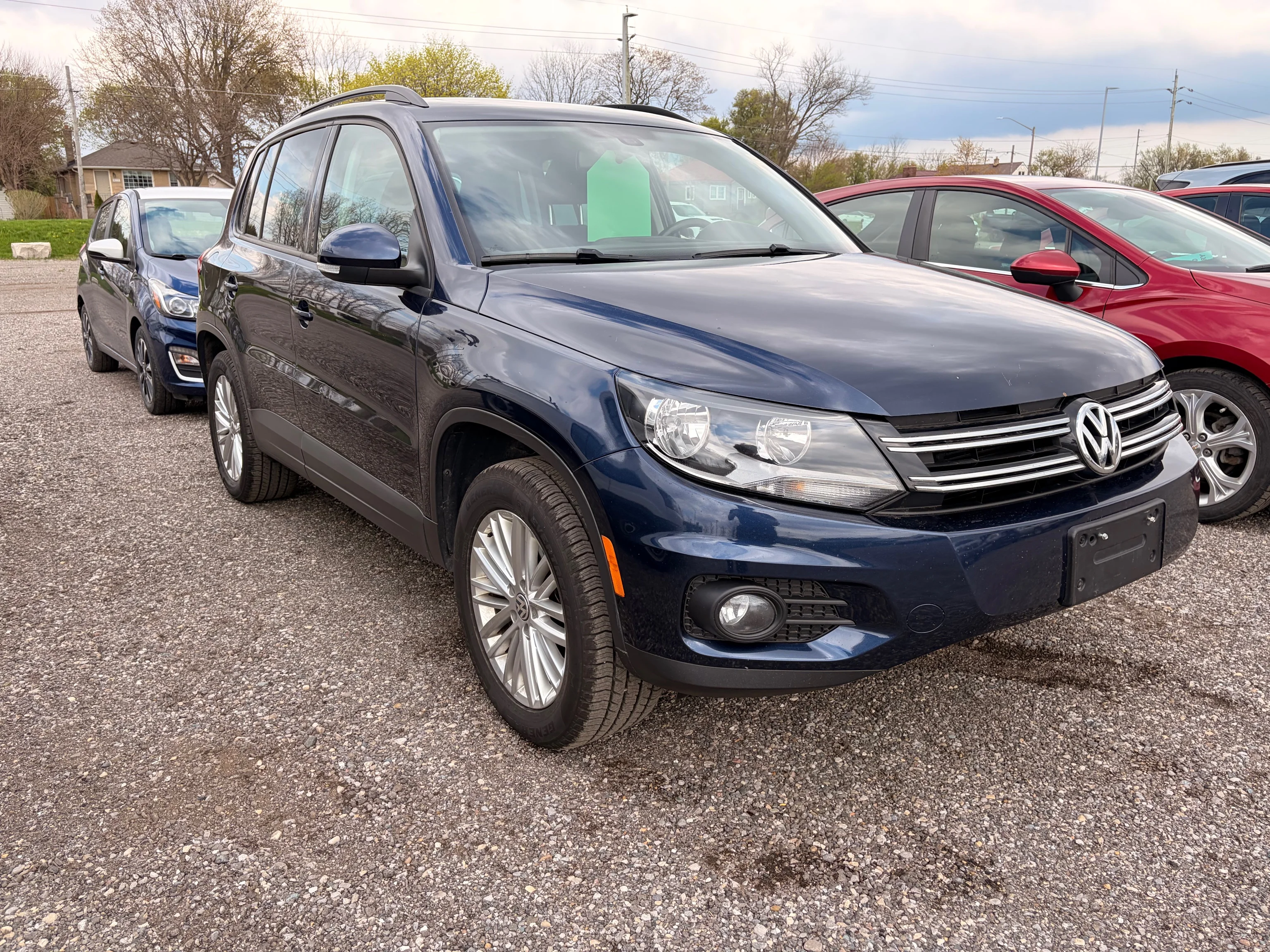 Used 2015  Volkswagen  image 2