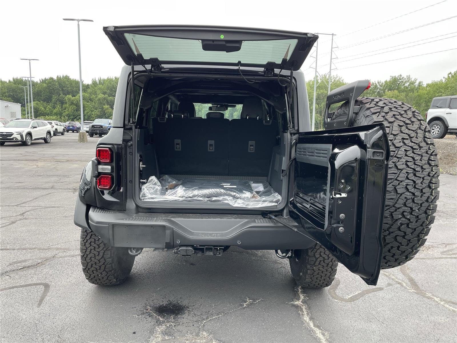New 2025 Shadow Black Ford Raptor® image 92