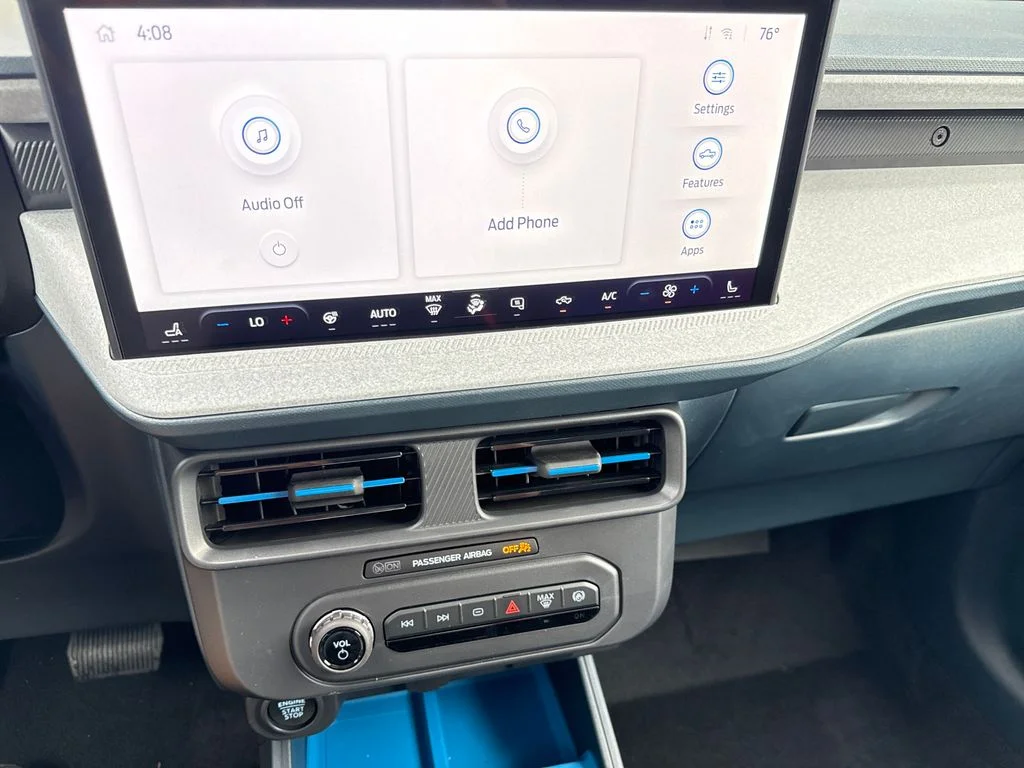 2025 Ford Maverick XLT - Photo 9