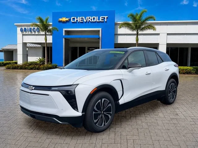 New 2026 Summit White Chevrolet LT image 3