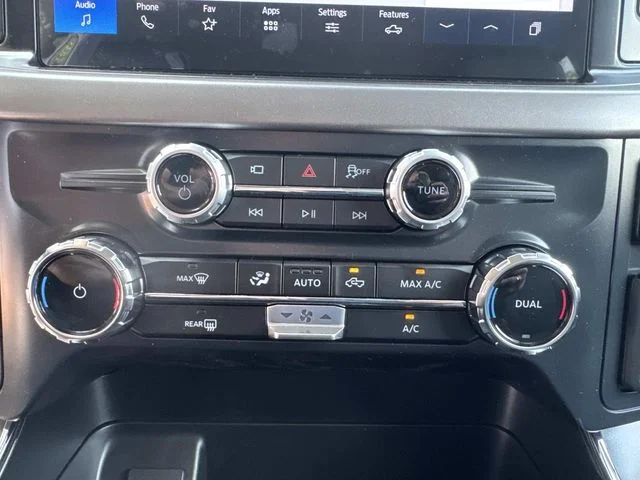New 2026 Carbonized Gray Metallic Ford XLT image 47