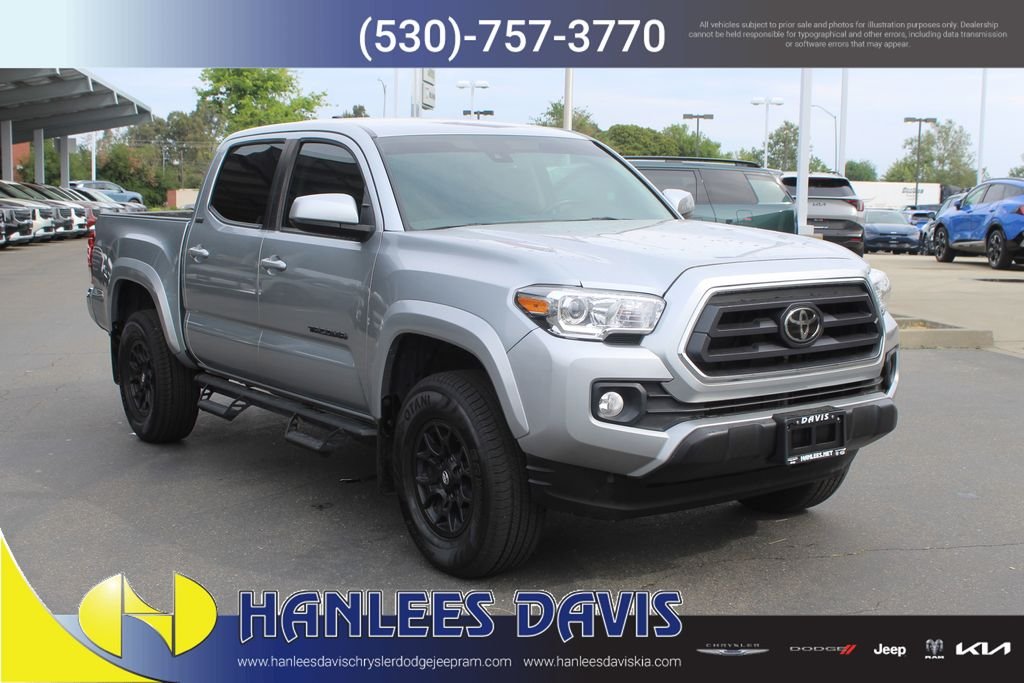 Used 2022 Silver Toyota SR5 image 5