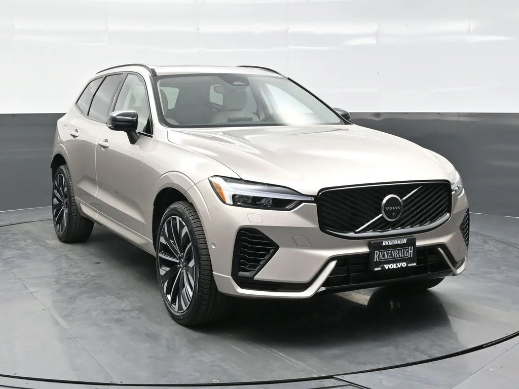 2026 Volvo XC60 T8 Ultra Dark AWD's photo