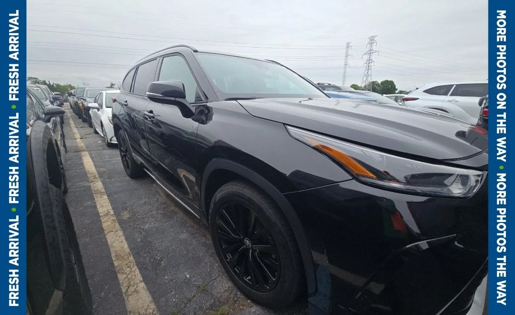 2023 Toyota Highlander XSE AWD's photo