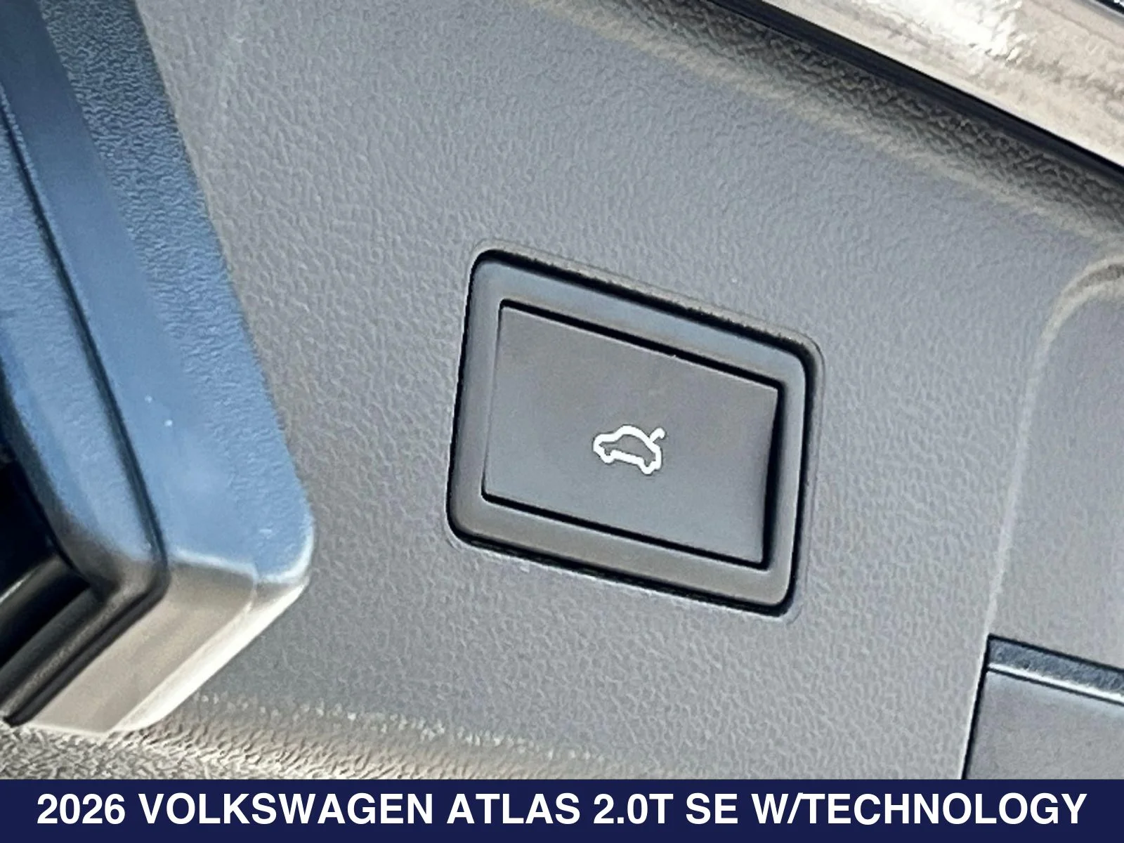 New 2026 Black Volkswagen 2.0T SE w/Technology image 19