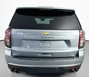 Used 2023 STERLING GRAY METALLIC Chevrolet High Country image 4