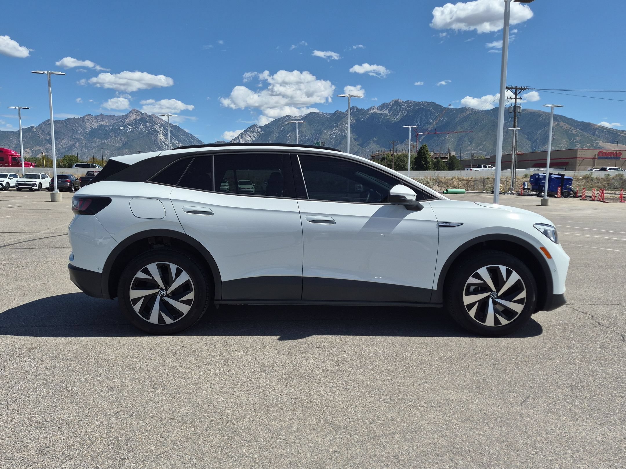 Used 2023 Volkswagen ID.4 PRO with VIN 1V2DNPE83PC032734 for sale in South Jordan, UT