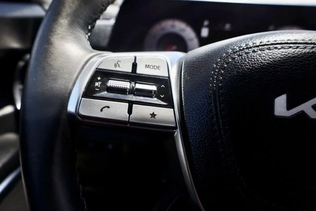 Used 2024 Black Kia SX image 27