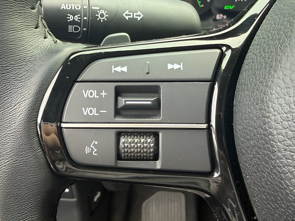 Used 2024 Gray Honda Touring image 16