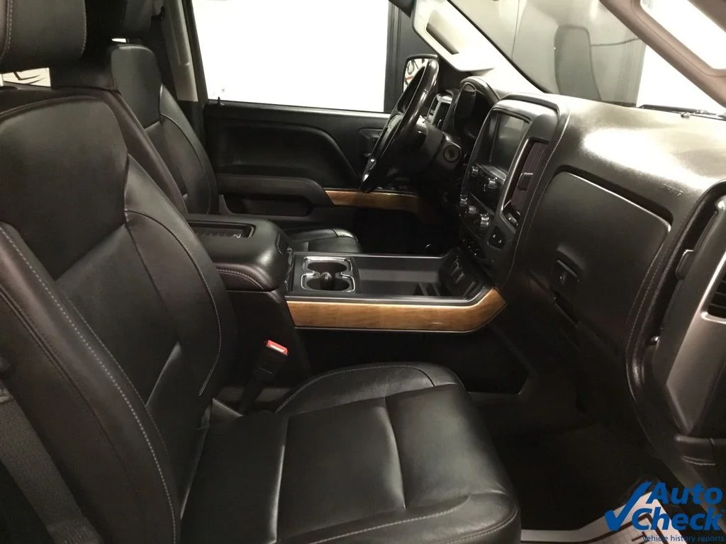 Used 2018 Gray Chevrolet LTZ image 41