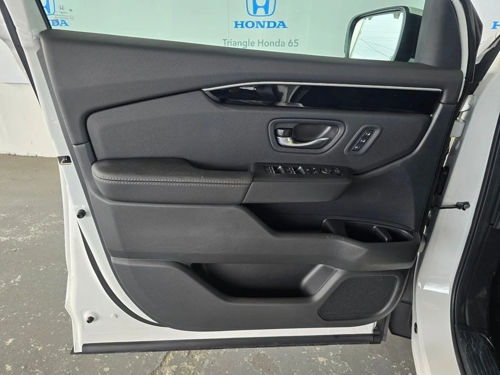 New 2026 White Honda EX-L image 26