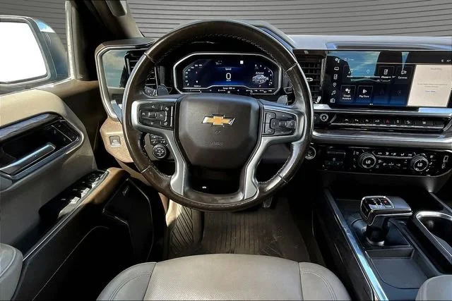 Used 2022 Glacier Blue Metallic Chevrolet LTZ image 9