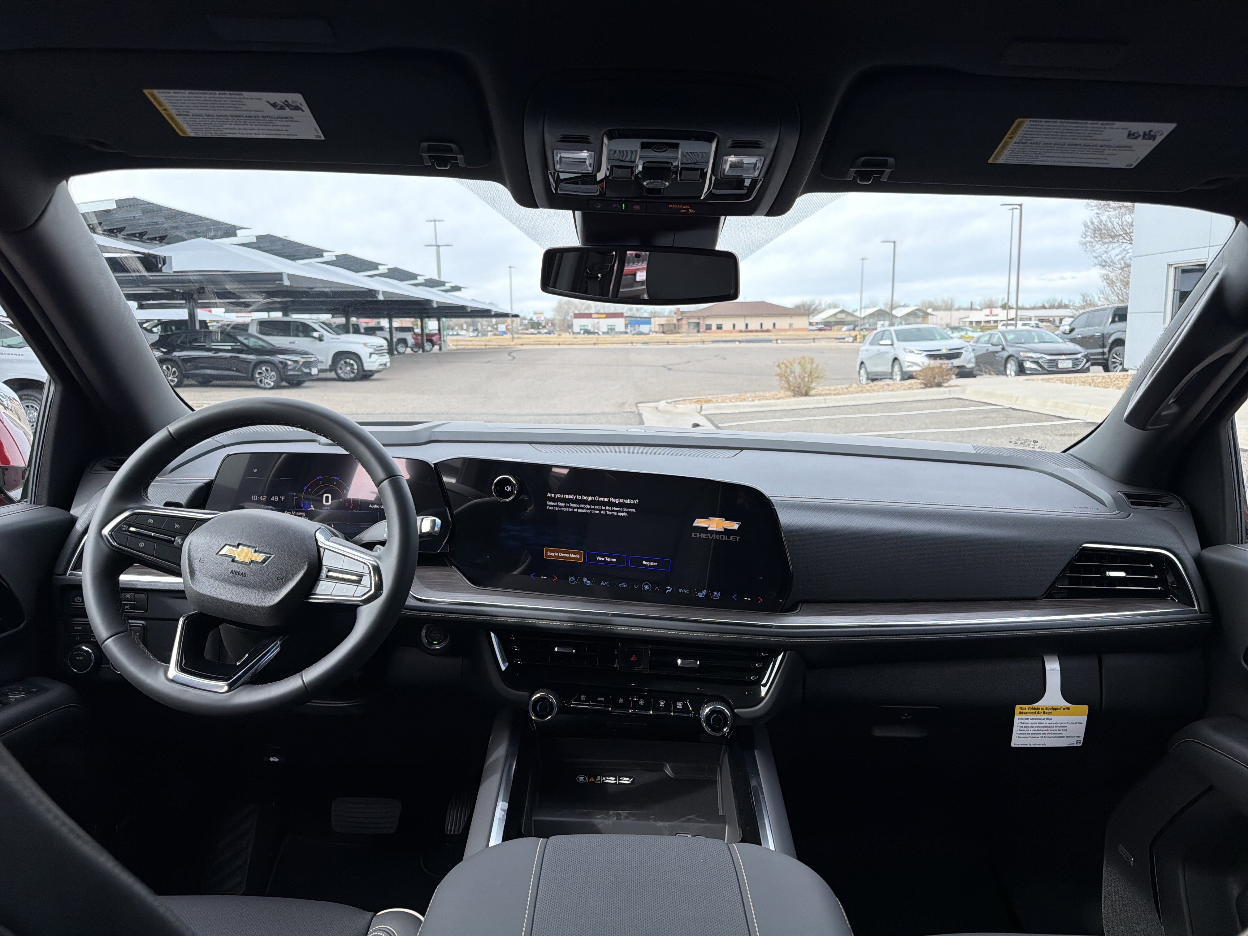 2026 Chevrolet Suburban Premier - Photo 15