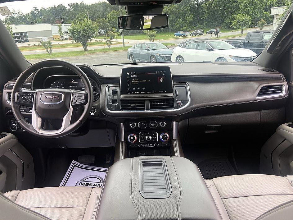 Used 2024 Pearl Beige Metallic GMC SLT image 16