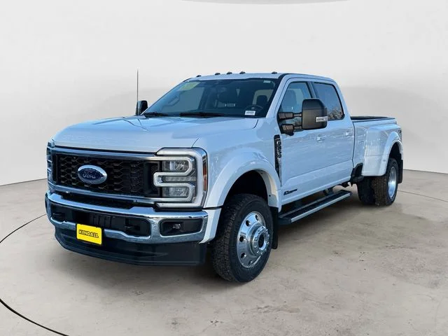 2025 Ford F-450 Lariat 4x4 Crew Cab 8' Box DRW's photo