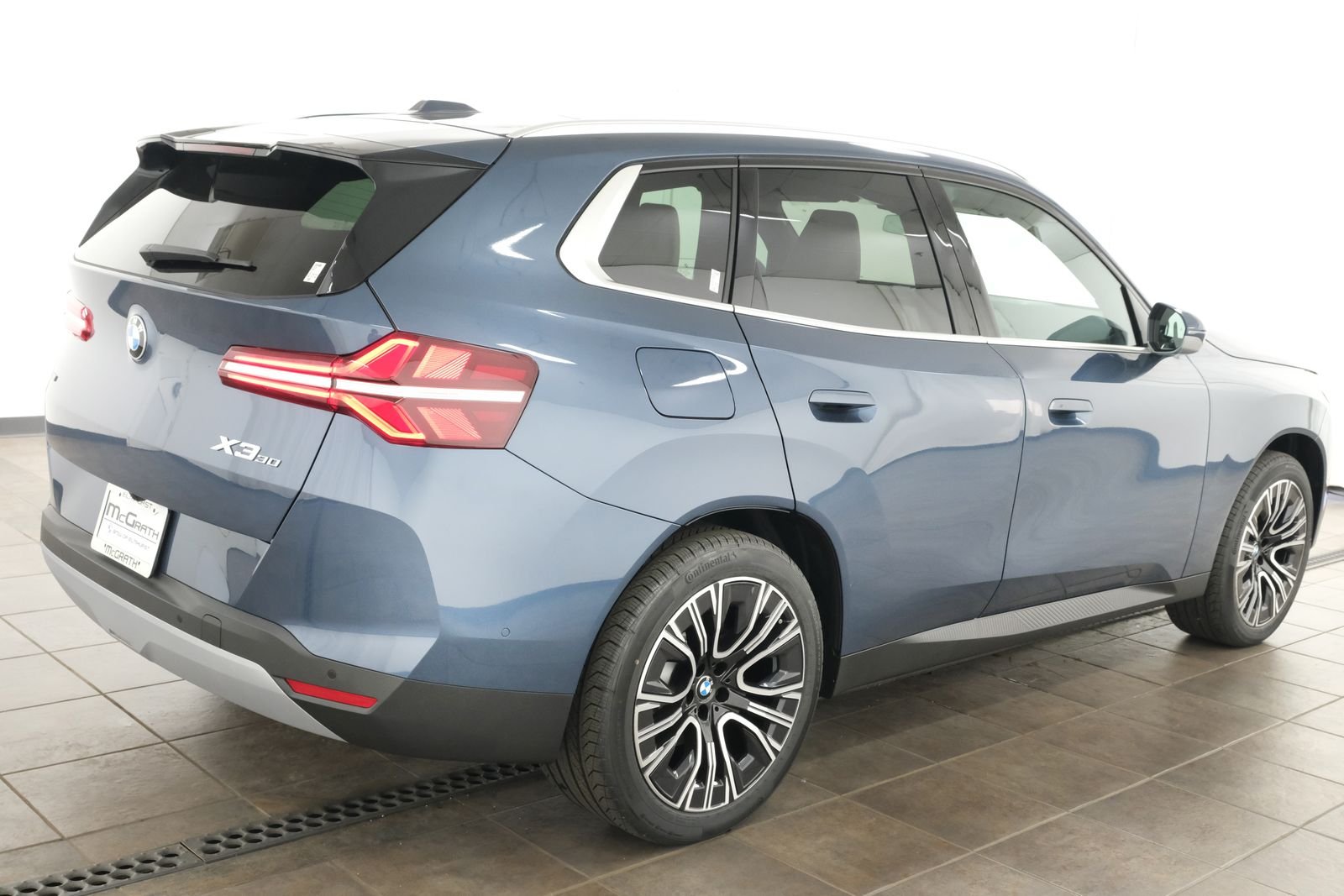 New 2026 Arctic Race Blue Metallic BMW 30 xDrive image 7