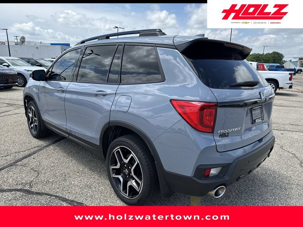 Used 2022 Gray Honda AWD Elite image 4