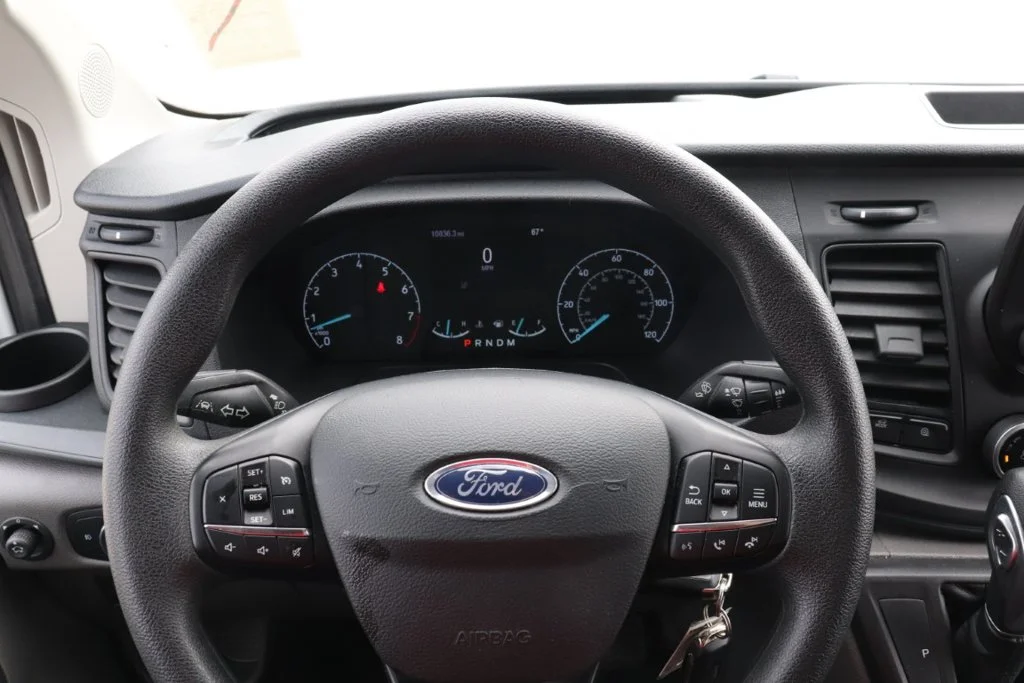 Used 2025 Oxford White Ford Base image 20