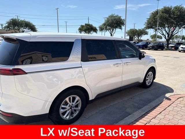 Used 2023 White Kia LX Seat Package image 8