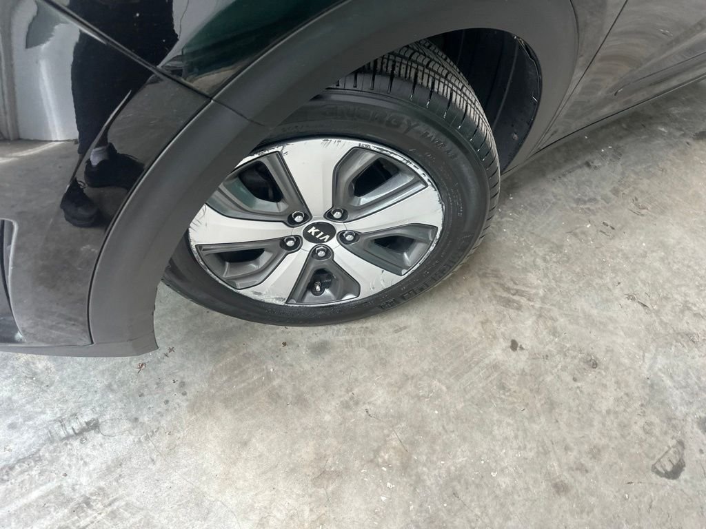 Used 2019 Black Kia LX image 2