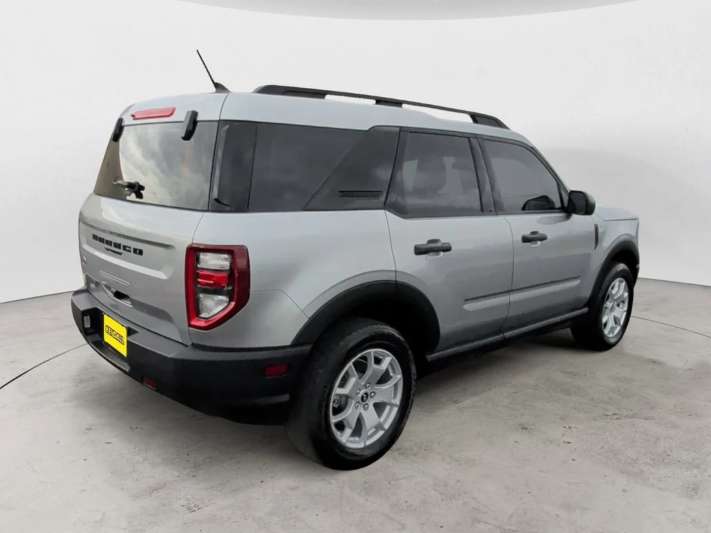 Used 2021 Silver Ford Base image 5