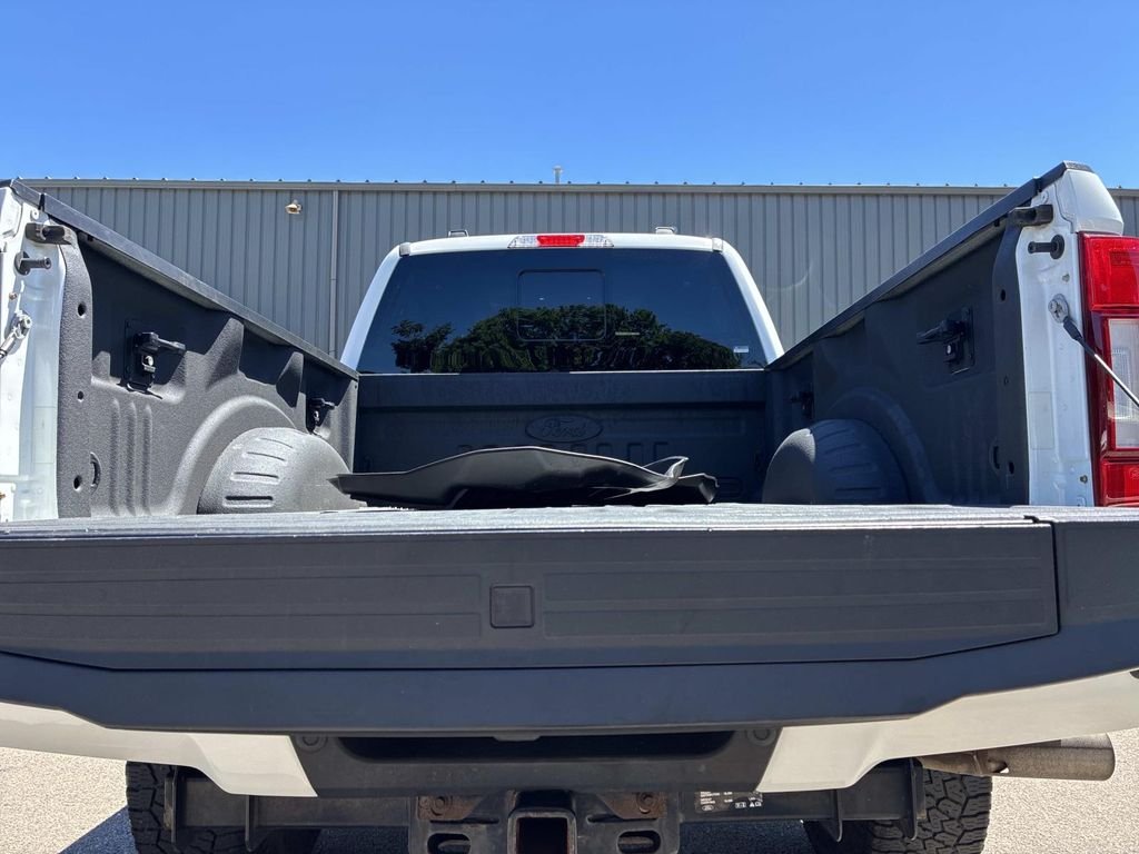 Used 2022 White Ford Lariat image 11